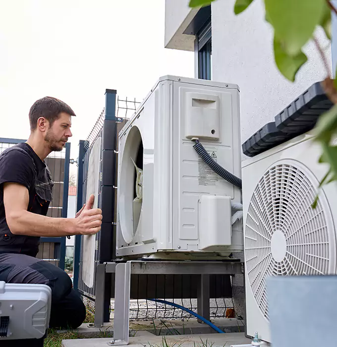 Why Macomb, MI Homeowners Choose Macomb AC Repair Pro for AC Condenser Repair?